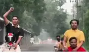 চট্টগ্রাম বিশ্ববিদ্যালয় ক্যাম্পাসে নিষিদ্ধ ছাত্রলীগের মোটরসাইকেল শোডাউন