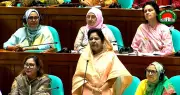 শেখ হাসিনাকে ফিরিয়ে এনে আয়নাঘরে নেওয়ার দাবি সংসদে বিএনপির এমপির