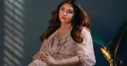 বাবার ছায়া: বাবা দিবসে দোলার আবেগঘন মিউজিক ভিডিও