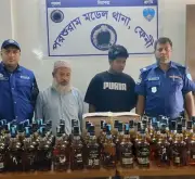 ফেনীর পরশুরামে অ্যাম্বুলেন্স থেকে ১১৭ বোতল মদ জব্দ, গ্রেপ্তার ২