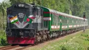 হাসিনার পতনের পর প্রথমবার ভারত থেকে আসছে ট্রেনের কোচ