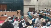 শেখ পরিবারের নামে স্থাপনার নাম পরিবর্তন না হওয়ায় ডাকসুর পাঁচ সদস্যের ওয়াকআউট