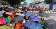 টেজগাঁওয়ে বকেয়া বেতনের দাবিতে শ্রমিকদের বিক্ষোভ, পরিস্থিতি স্বাভাবিক হতে সময় লাগবে