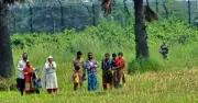 সীমান্তের শূন্যরেখায় ১৩ ঘণ্টা আটকে থাকা ৯ জনের মানবিক সংকট