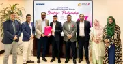 আইপিডিসি ফাইন্যান্স ও রানার মোটরসের বাণিজ্যিক গাড়ি অর্থায়নে চুক্তি