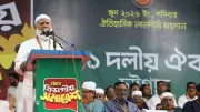 জামায়াত আমিরের দুর্নীতি জাতীয়করণের অভিযোগ, নৌ ডাকাতির প্রস্তুতিকালে অস্ত্রসহ গ্রেপ্তার ১০