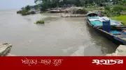 যমুনার ভাঙনে নদীগর্ভে বিলীন হচ্ছে বসতভিটা, আতঙ্কে বাসিন্দারা