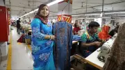 লা রিভের সিইও মন্নুজান নার্গিসের সাক্ষাৎকার: ফিউশন ফ্যাশনে ১৬ বছরের পথচলা