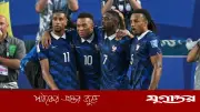 এমবাপ্পের জোড়া গোলে নকআউটে ফ্রান্স, বজ্রপাতে থেমেছিল ম্যাচ