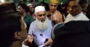 গুলিবিদ্ধ শিক্ষার্থীর পাশে এমপি মনিরুল, মাদক কারবারিদের হুঁশিয়ারি