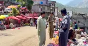 পাকিস্তানের আজাদ কাশ্মিরে বিক্ষোভ দমনে নিত্যপণ্য সরবরাহ বন্ধ