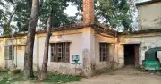 টেকনাফে ঝুঁকিপূর্ণ ভবনে পুলিশ ফাঁড়ির কার্যক্রম, নিরাপত্তা উদ্বেগ