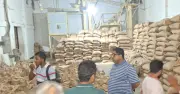 শেরপুরে সরকারি খাদ্যবান্ধব চাল জব্দ, ব্যবসায়ী আটক
