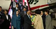 রাষ্ট্রীয় সফরে চীনে পৌঁছেছেন প্রধানমন্ত্রী তারেক রহমান
