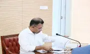 প্রধানমন্ত্রী তারেক রহমানের সভায় যানজট নিরসনে ৪ টার্মিনাল সরানোর নির্দেশ