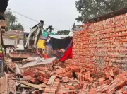 শেরপুরে বারদুয়ারী হাটে অবৈধ ৬ দোকানঘর উচ্ছেদ, গুঁড়িয়ে দিল উপজেলা প্রশাসন
