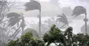 ১৫ জেলায় ঝড়ের পূর্বাভাস, নদীবন্দরে সতর্কসংকেত
