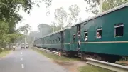 ১২ ঘণ্টা পর কুড়িগ্রামে ট্রেন চলাচল পুনরায় চালু