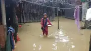 গাজীপুরের কালিয়াকৈরে জলাবদ্ধতায় হাজারো পরিবার পানিবন্দী, দুর্ভোগ চরমে