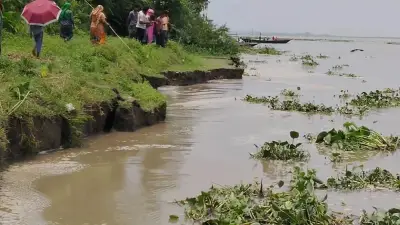 গাইবান্ধায় নদীভাঙনে ২০০ বাড়ি বিলীন, দুর্ভোগ বাড়ছে