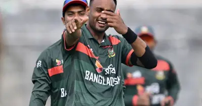 জিম্বাবুয়ের বিপক্ষে দ্বিতীয় ওয়ানডেতে টস জিতে ফিল্ডিং নিল বাংলাদেশ