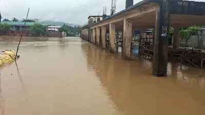 টানা বৃষ্টিতে সাজেকের সড়ক যোগাযোগ বন্ধ, চার বিভাগে বন্যার আশঙ্কা