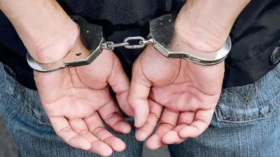 রাজধানীতে ডিএমপির অভিযানে গ্রেপ্তার ৫০৮, আসিফের ফেসবুক পোস্ট ঘিরে তুমুল আলোচনা