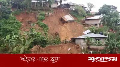 উখিয়ায় পাহাড়ধসে রোহিঙ্গা ক্যাম্পে নারী-শিশুসহ ৮ জনের মৃত্যু
