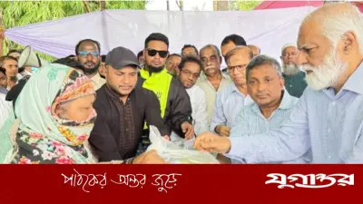 বন্যাদুর্গতদের সহায়তায় সর্বোচ্চ গুরুত্ব দিচ্ছে সরকার: প্রতিমন্ত্রী
