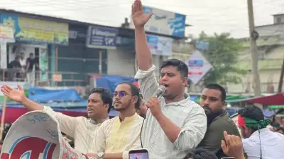 হাসনাত বিএনপি সরকার বিদ্যুতের বদলে হারিকেন তুলে দিয়েছে ইরানে হামলা করতে যুক্তরাষ্ট্রের সঙ্গে যোগ দিতে চায় ইসরায়েল দেশে ফিরে রাজকীয় সংবর্ধনা পেলেন মিশরের ফুটবলাররা মনু নদীর বাঁধ ভেঙে ৩০ গ্রাম প্লাবিত, পানিবন্দি অর্ধলাখ মানুষ