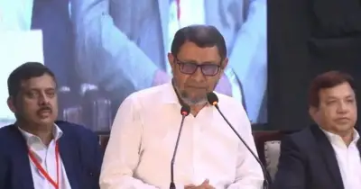 রোগীদের সাথে মানবিক আচরণের আহ্বান স্বাস্থ্যমন্ত্রীর