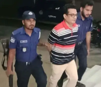 ঝিনাইদহ স্বেচ্ছাসেবক লীগ সভাপতি শাহরিয়ার করিম বেনাপোলে আটক, কারাগারে