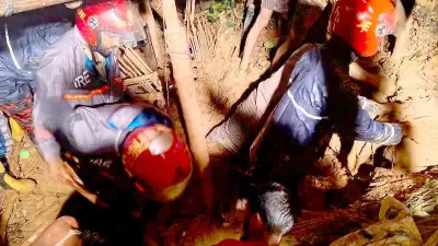 কক্সবাজারে পাহাড়ধসে নিহত ২, উদ্ধার তৎপরতা অব্যাহত