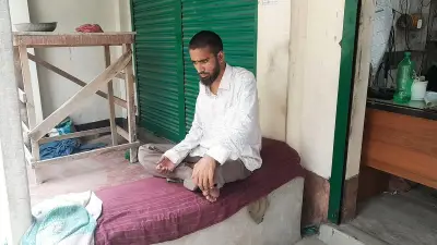 কুষ্টিয়ায় নেপালি তরুণের আশ্রয় ও চিকিৎসা, পরিবারের সন্ধান মিলেছে