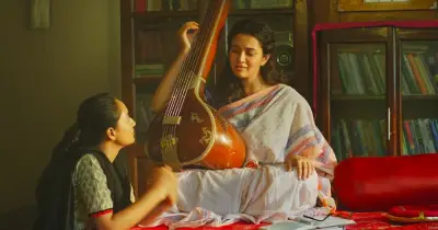 প্রসূন রহমানের ‘শেকড়’ ৩১ জুলাই দেশের প্রেক্ষাগৃহে মুক্তি পাচ্ছে