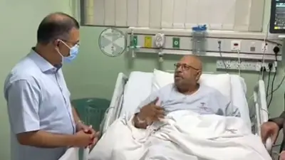 প্রধানমন্ত্রীর স্বাস্থ্য পরিচালককে লাঞ্ছনার প্রতিবাদে মানববন্ধন, গ্রেপ্তার আতঙ্কে ফুলশ্রী জনশূন্য