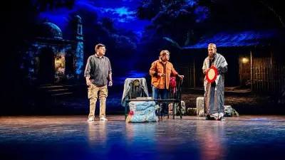 রঙ্গমঞ্চের প্রথম প্রযোজনা ‘জ্বীন কফিল’ ডালাসে সফল মঞ্চায়ন