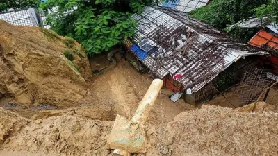 উখিয়ায় পাহাড় ধসে ৫ রোহিঙ্গা শিক্ষার্থীর মৃত্যু