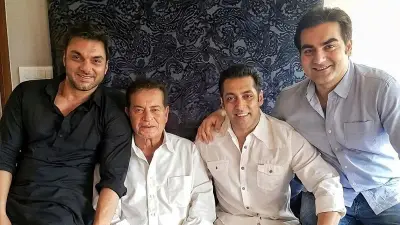 সেলিম খানের অসুস্থতা: সোহেল খানের আবেগঘন স্মৃতিচারণ