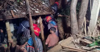 কক্সবাজারে পাহাড়ধসে রোহিঙ্গা ক্যাম্পে নারী-শিশুসহ ৭ জন নিহত