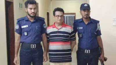 সীমান্তে স্বেচ্ছাসেবক লীগ নেতা আটক; এডিবির পূর্বাভাসে ধীর প্রবৃদ্ধি