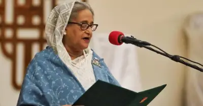 শেখ হাসিনা ডিসেম্বরে দেশে ফিরে আত্মসমর্পণের পরিকল্পনা করছেন