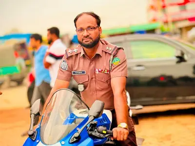 টাকার বিনিময়ে কৃষক লীগ নেতা ছাড়ার অভিযোগে এসআই কামরুল প্রত্যাহার