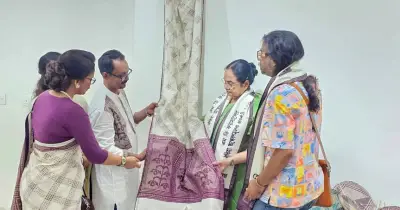 শীতলপাটি নিয়ে ধানমণ্ডিতে তিন দিনব্যাপী ফ্যাশন প্রদর্শনী শুরু