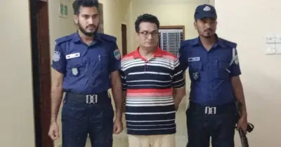 বেনাপোল ইমিগ্রেশনে স্বেচ্ছাসেবকলীগ নেতা শাহরিয়ার করিম আটক