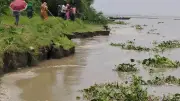 গাইবান্ধায় নদীভাঙনে ২০০ বাড়ি বিলীন, দুর্ভোগ বাড়ছে