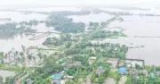 কক্সবাজারে বন্যায় ২৮ জনের মৃত্যু, দুর্ভোগ চরমে