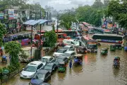 ঢাকায় ছাত্র-জনতার বিক্ষোভে গুলি, নিহত ১০০