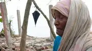 ব্রহ্মপুত্রের ভাঙনে ২৫ বার ভিটা হারিয়েও চর ছাড়তে রাজি নন মমেনা