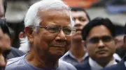 ড. ইউনূসসহ ৪ জনের বিরুদ্ধে মামলার আবেদন, রাষ্ট্রপতি ‘সবার আগে বাংলাদেশ’ নীতিতে আধুনিক হচ্ছে সশস্ত্র বাহিনী